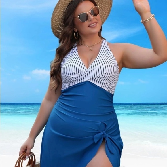 NWT-BLOOMING JELLY-BLUE AND WHITE SWIMDRESS-SIZE 3X - Picture 1 of 11